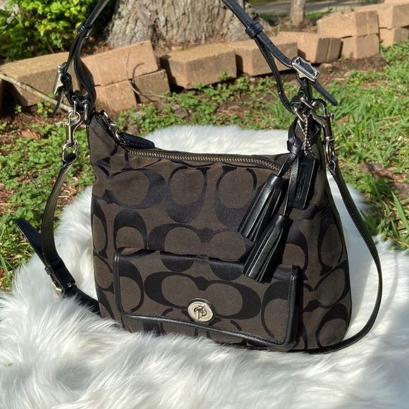 Coach Handbags - Coach Legacy Courtney convertible Satchel